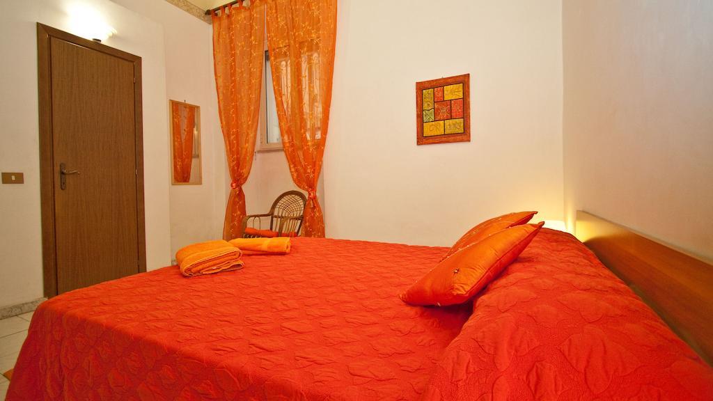Rental In Rome Celeste Apartment Номер фото